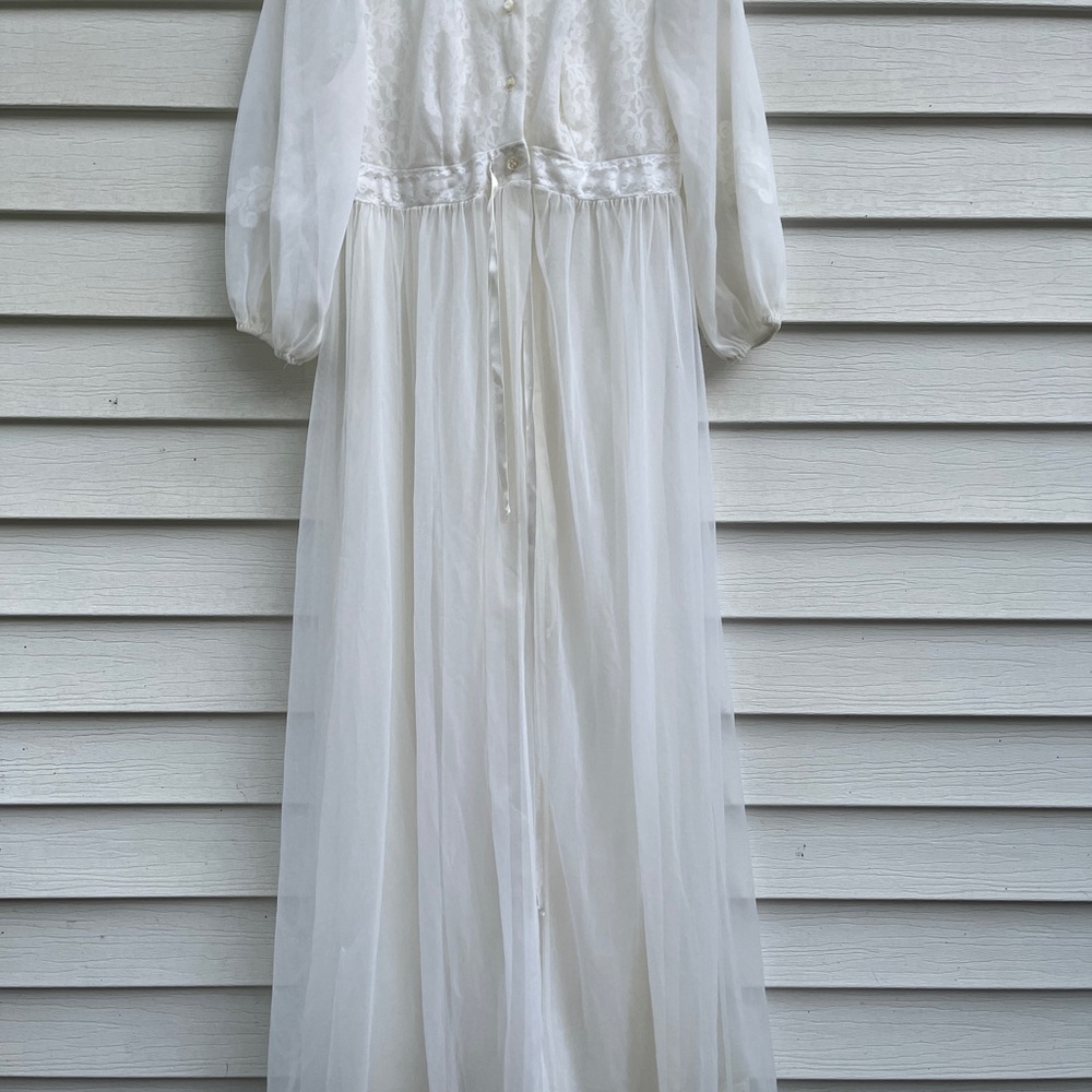 Vintage Miss Elaine Nylon  Peignoir Nightgown Robe Set Small Lace Bridal